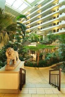 фото отеля Embassy Suites Hotel Charlotte