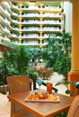 фото отеля Embassy Suites Hotel Charlotte