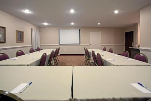 фото отеля Holiday Inn Express Clemmons