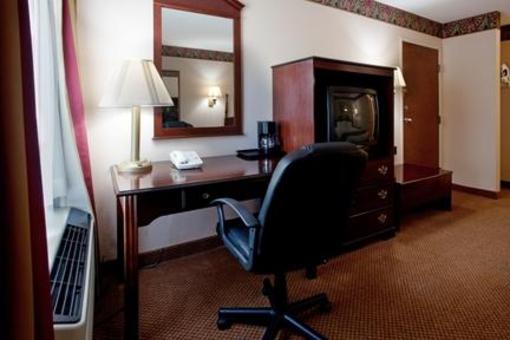 фото отеля Holiday Inn Express Clemmons