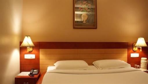 фото отеля Hotel Green Palace Pondicherry
