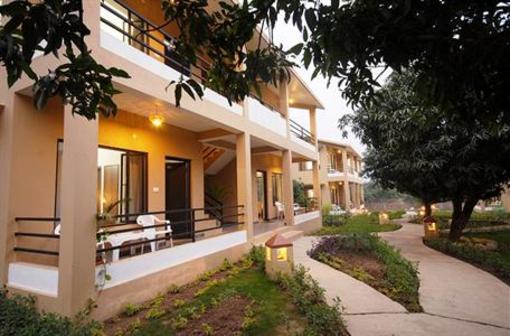 фото отеля Corbett Aroma Resort