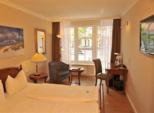 фото отеля Nordseehotel Kroeger