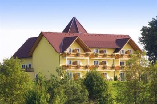 фото отеля Hotel Pension Loipersdorf Oasis