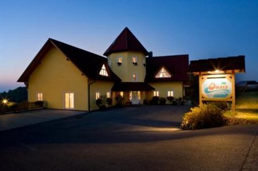 фото отеля Hotel Pension Loipersdorf Oasis