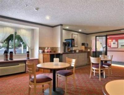 фото отеля Americas Best Value Inn - East Syracuse