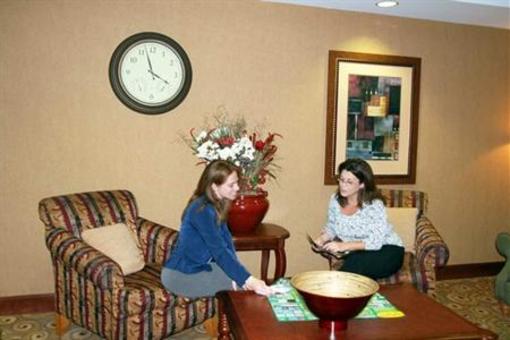 фото отеля Hampton Inn Oneonta