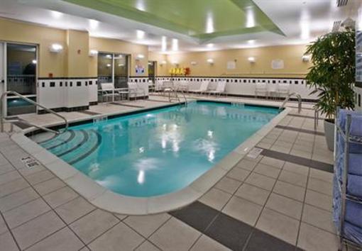 фото отеля Fairfield Inn & Suites by Marriott - Louisville East