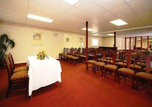 фото отеля Econo Lodge East Hartford