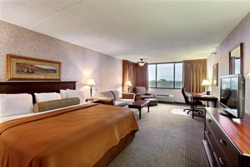 фото отеля Best Western Kelly Inn Saint Cloud