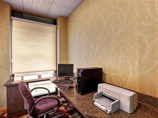 фото отеля Best Western Kelly Inn Saint Cloud