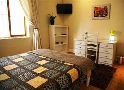 фото отеля 27 Bellevue Street Apartment Cape Town