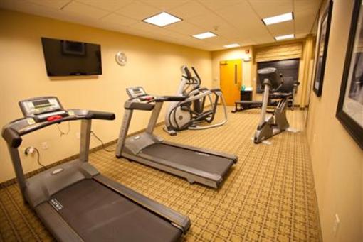 фото отеля Holiday Inn Express Hotel & Suites Vineland
