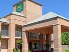 фото отеля Quality Inn Fresno