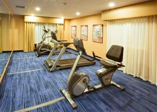фото отеля Holiday Inn Express Hotel & Suites Westfield