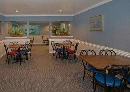 фото отеля Econo Lodge East San Antonio