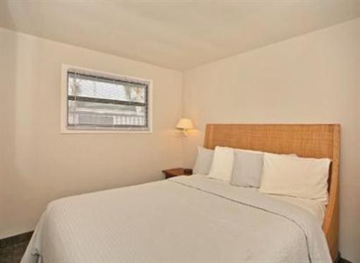 фото отеля Beach Haven Inn