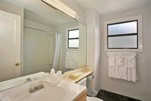 фото отеля Beach Haven Inn