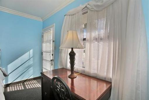 фото отеля Beach Haven Inn