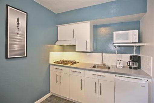фото отеля Beach Haven Inn