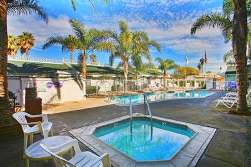 фото отеля Beach Haven Inn