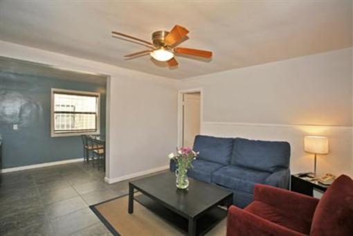 фото отеля Beach Haven Inn