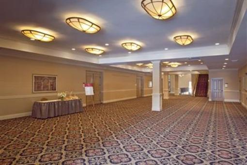 фото отеля Crowne Plaza Hotel San Diego - Mission Valley
