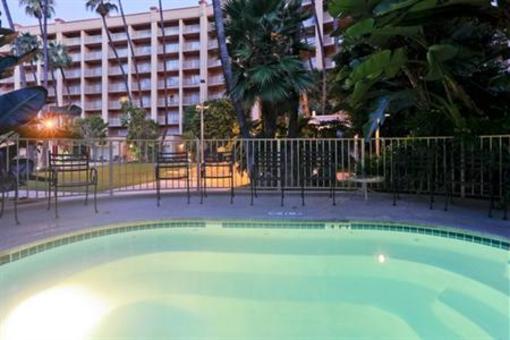 фото отеля Crowne Plaza Hotel San Diego - Mission Valley
