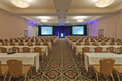фото отеля Crowne Plaza Hotel San Diego - Mission Valley