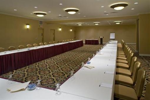 фото отеля Crowne Plaza Hotel San Diego - Mission Valley