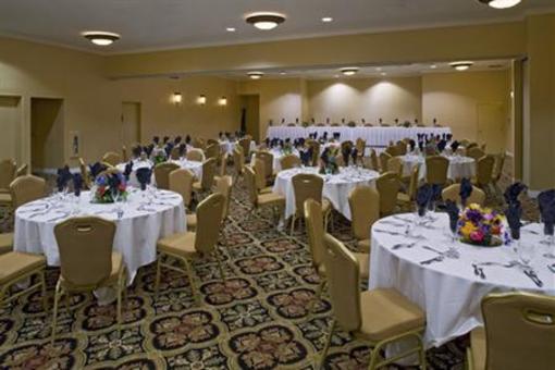 фото отеля Crowne Plaza Hotel San Diego - Mission Valley
