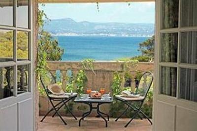 фото отеля Hotel Le Canoubie Six-Fours-les-Plages