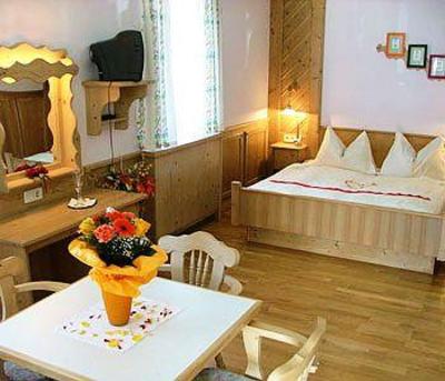 фото отеля Wellness-Ferien-Seminarhotel Raxalpenhof