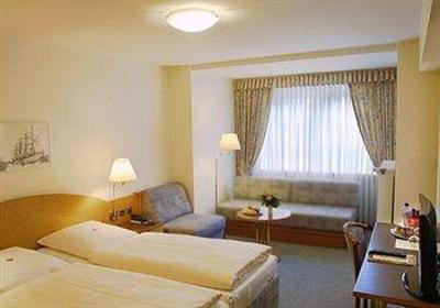 фото отеля Park Hotel Am Lindenplatz
