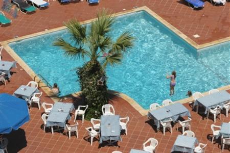 фото отеля Paramount Aparthotel