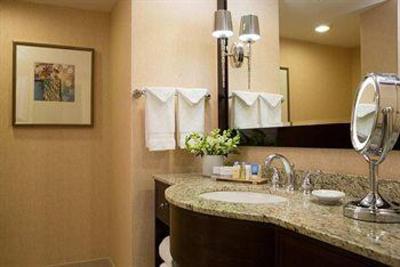 фото отеля Doubletree Hotel Boston/Bedford Glen