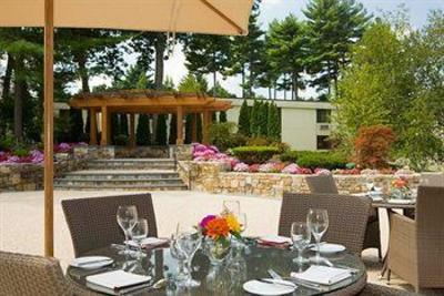 фото отеля Doubletree Hotel Boston/Bedford Glen