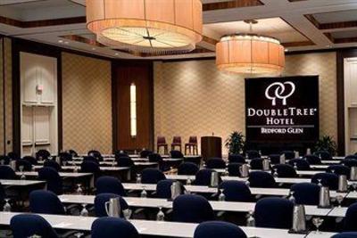 фото отеля Doubletree Hotel Boston/Bedford Glen