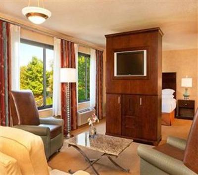 фото отеля Doubletree Hotel Boston/Bedford Glen