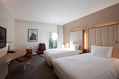 фото отеля Hilton London Heathrow Airport Terminal 5