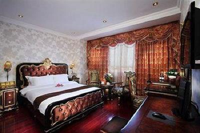 фото отеля Hotel A&EM 19 Dong Du