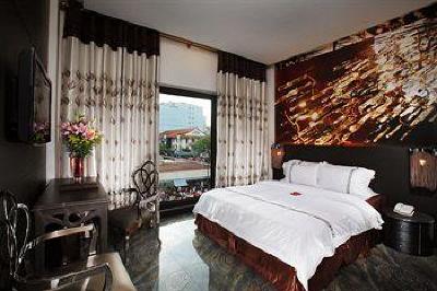 фото отеля Hotel A&EM 19 Dong Du