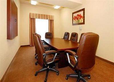 фото отеля Comfort Suites North IH 35
