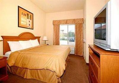 фото отеля Comfort Suites North IH 35