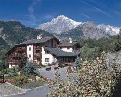 фото отеля Le Grand Hotel Courmaison