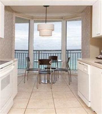 фото отеля Doubletree Ocean Point Resort Sunny Isles Beach