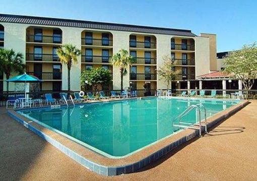 фото отеля Quality Inn Universal Studios Area