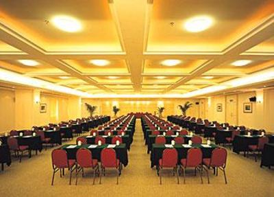 фото отеля Clifford (Golden Lake) Hotel