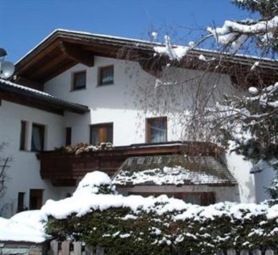 фото отеля Landhaus Brigitta Apartment Axams