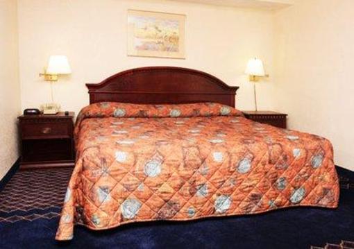 фото отеля Econo Lodge Thomaston